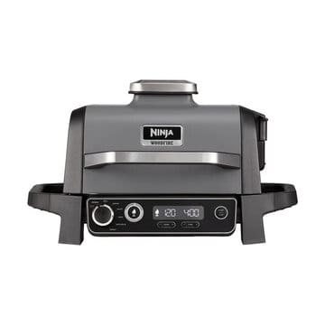 Ninja Woodfire OG701 7-in-1 sähkögrilli harmaana digitaalinäytöllä ja säätimillä